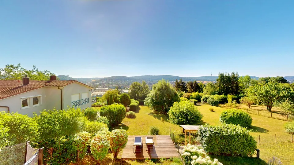 Helle 3,5-Zimmer-Wohnung am Tüllinger mit Panoramablick großzügige Terrasse - offener Grundriss