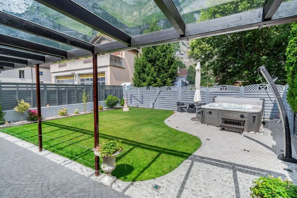 Traumhafte Familienvilla in bester Lage