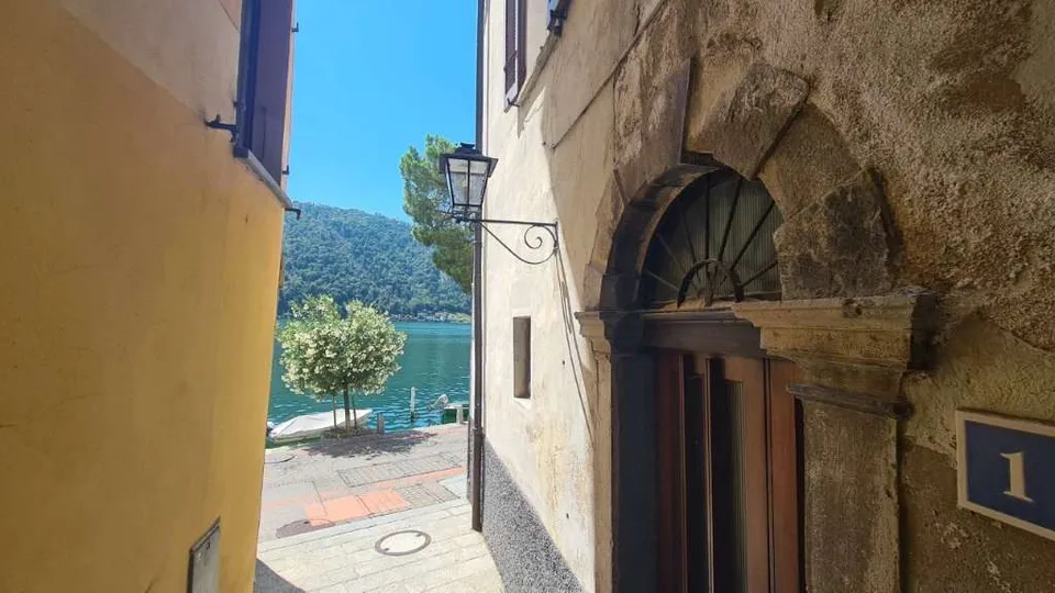 MORCOTE: SCHÖNES 2.5 ZIMMER IN UFERPROMENADE