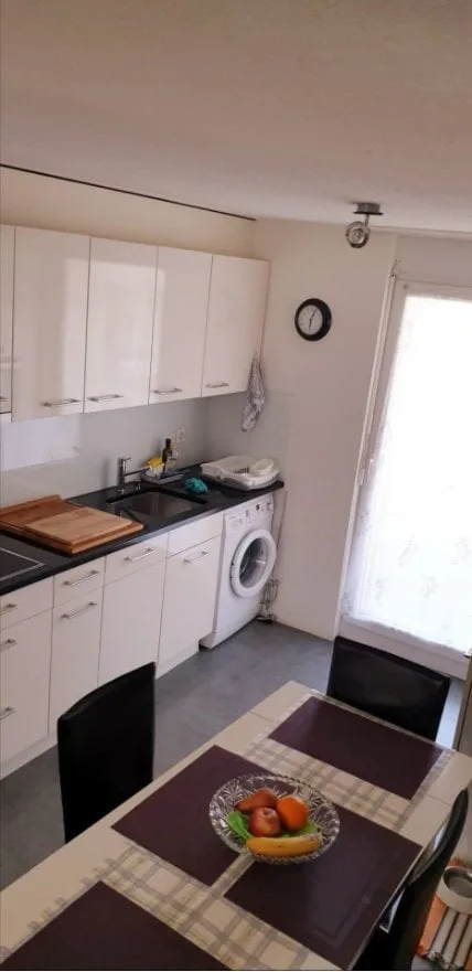 3.5-Zimmer-Wohnung mit grosser Terrasse, ruhig & zentral