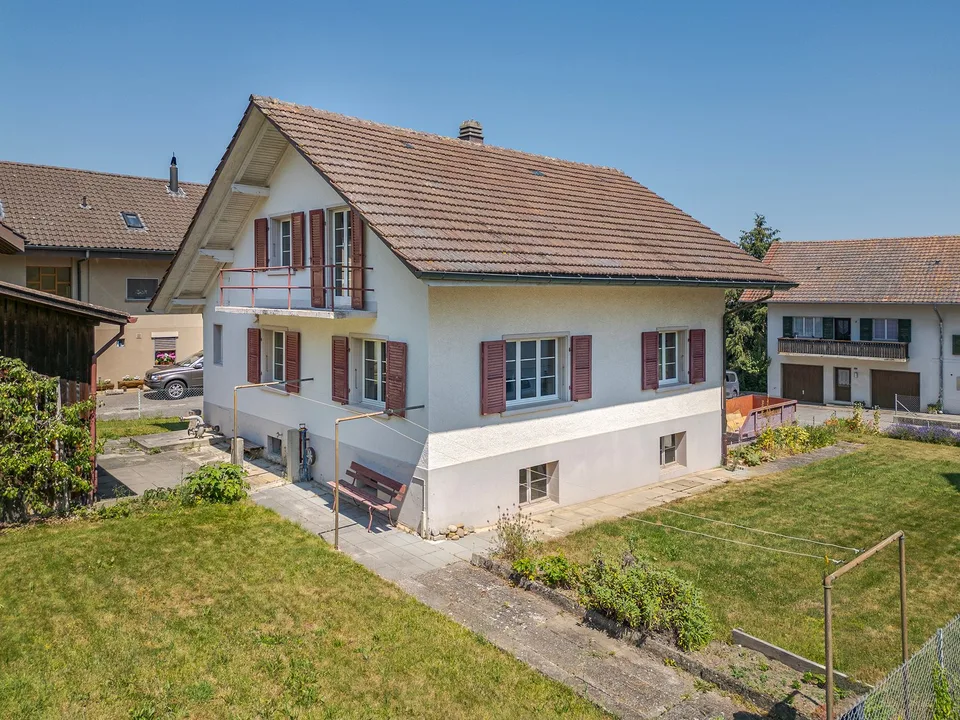 Viel Platz, viel Charme, viel Potenzial – Einfamilienhaus in Gurmels