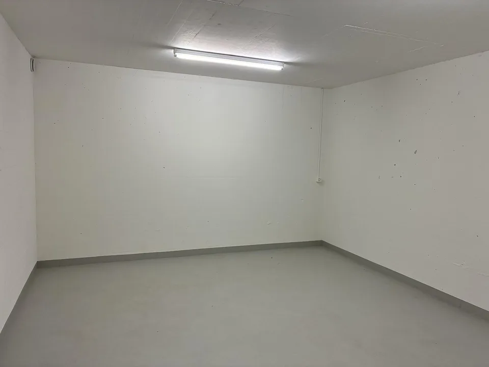 Hobby-/Bastelraum in Kloten per sofort oder nach Vereinbarung zu vermieten!