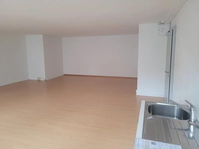 Ufficio/Studio direttamente alla stazione di Oerlikon