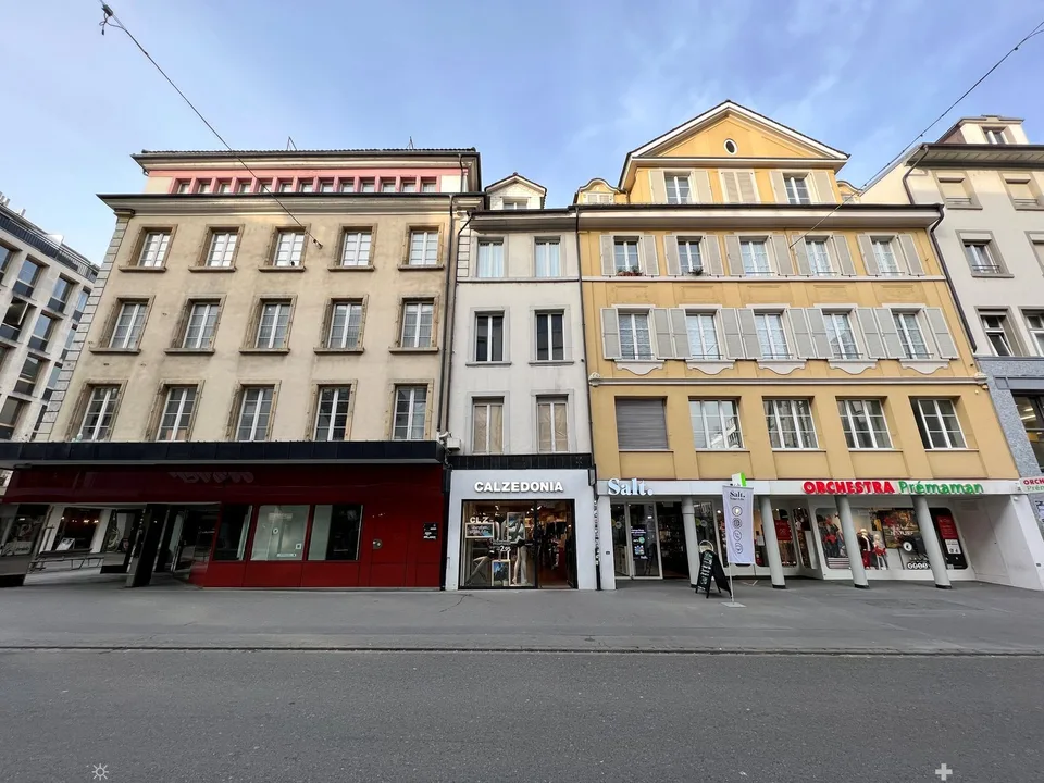 IDEAL für Studenten - Wohnen an der Einkaufsmeile der Stadt Biel