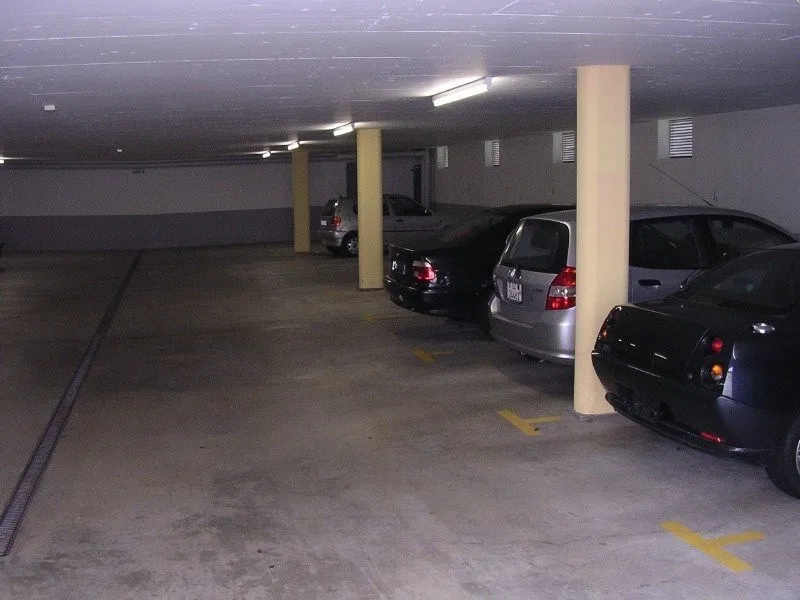 Motorradplatz in Seewen zu vermieten