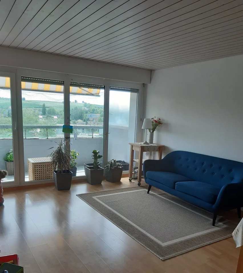 Helle 4-Zimmer-Wohnung mit schöner Aussicht in Nidau