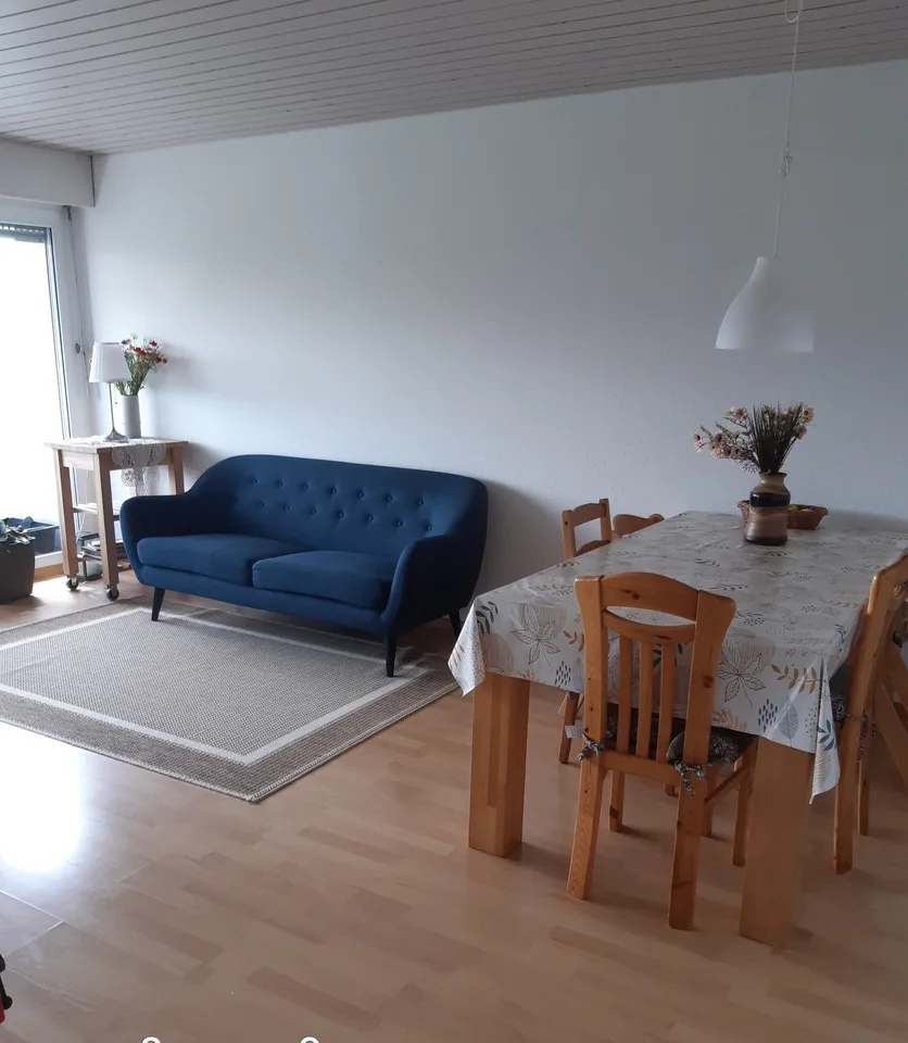 Helle 4-Zimmer-Wohnung mit schöner Aussicht in Nidau