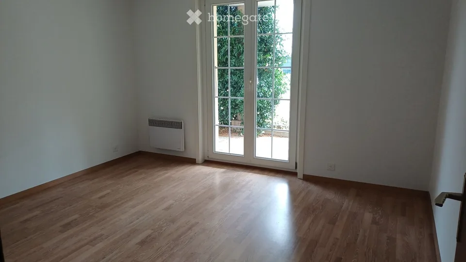 Bello appartamento di 3 locali - piano terra - in villa privata