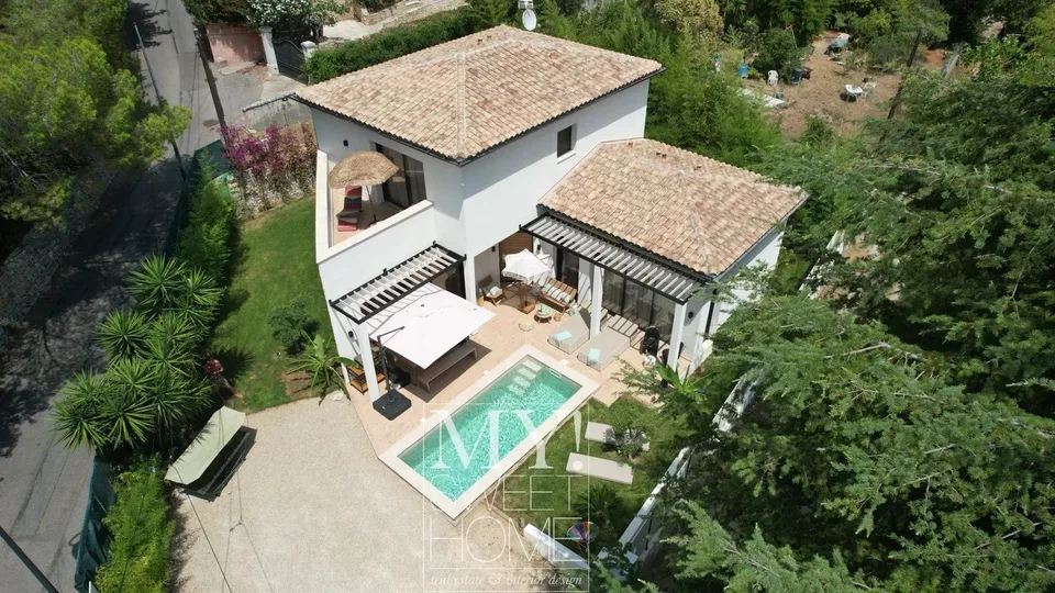 Contemporary villa - Mougins