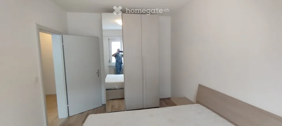 Lugano-Vezia im Grünen, ruhige Zone, 2.5-Zimmer-Miete