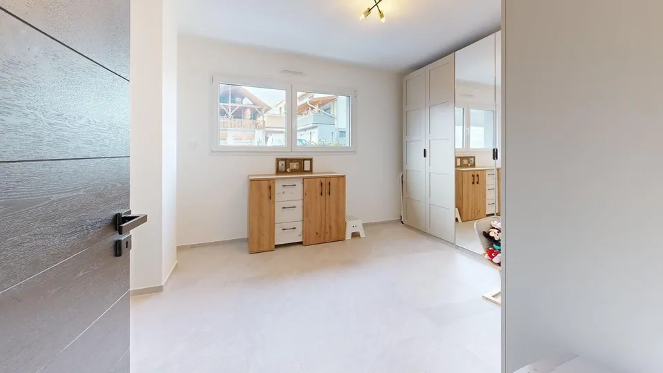 Moderne 6-Zimmer-Villa mit Pool in Folgensbourg – Foto 11 von 18