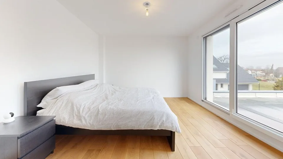 Moderne 6-Zimmer-Villa mit Pool in Folgensbourg – Foto 15 von 18