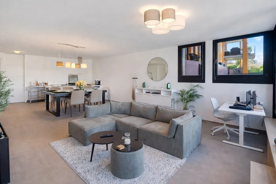 Attraktives 3.5 Zimmer Appartment mit Panoramaaussicht
