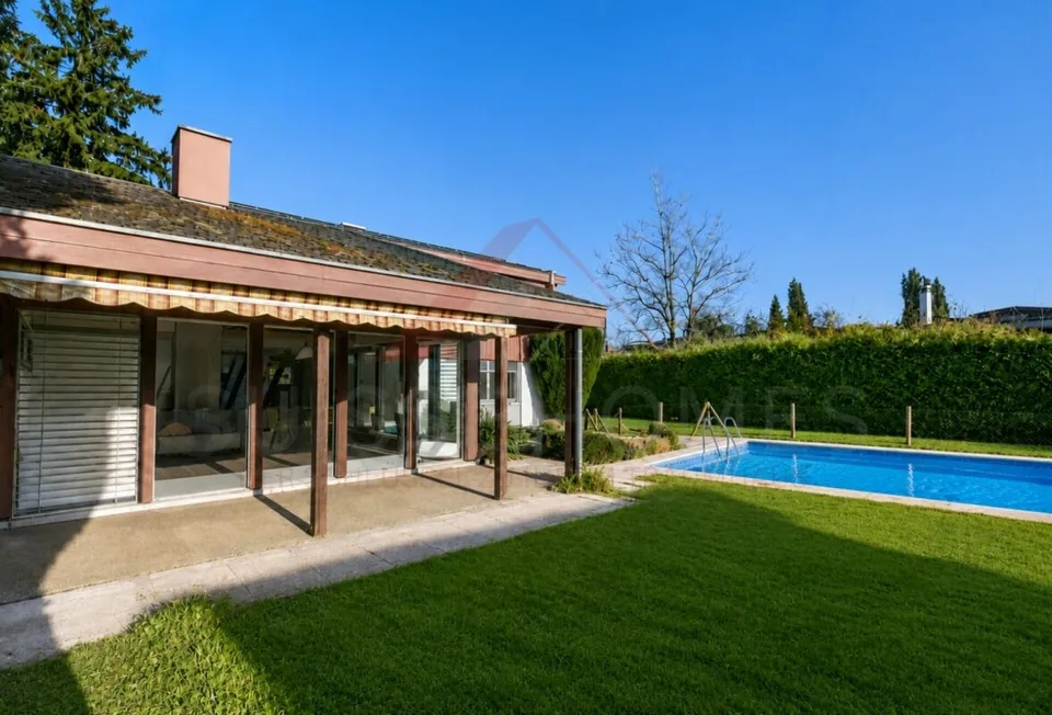 Maison de famille exclusive avec piscine, sauna, vue sur le lac, et terrain de 1'443 m² à Gerolfingen