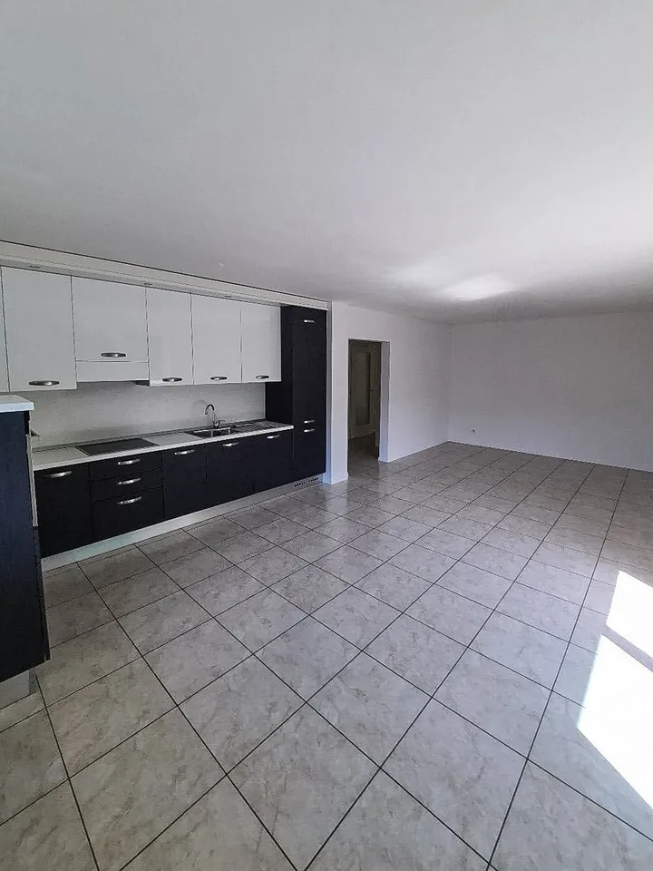 4,5 Zimmer-Wohnung im letzten Stock in Rivera