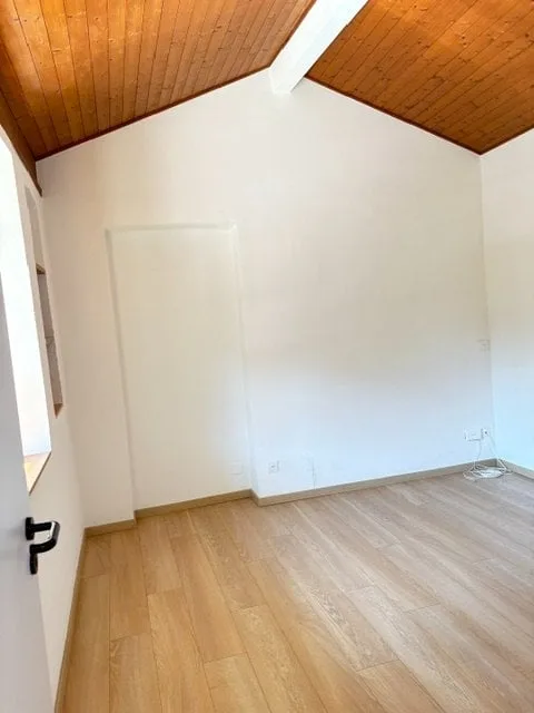 APPARTMENT À LOUER