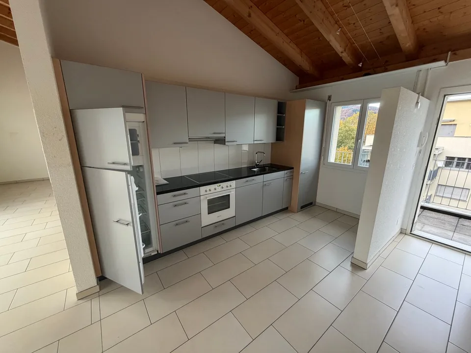 Einmalige 2 Zimmerwohnung mit riesiger Terasse!