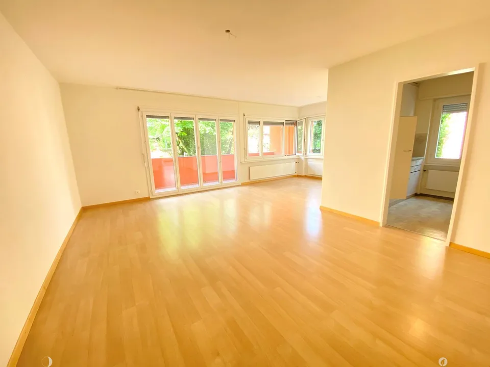 Attraktive 4½-Zimmerwohnung mit Balkon an ruhiger Lage