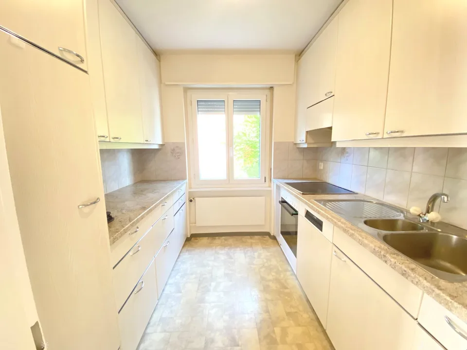 Attraktive 4½-Zimmerwohnung mit Balkon an ruhiger Lage