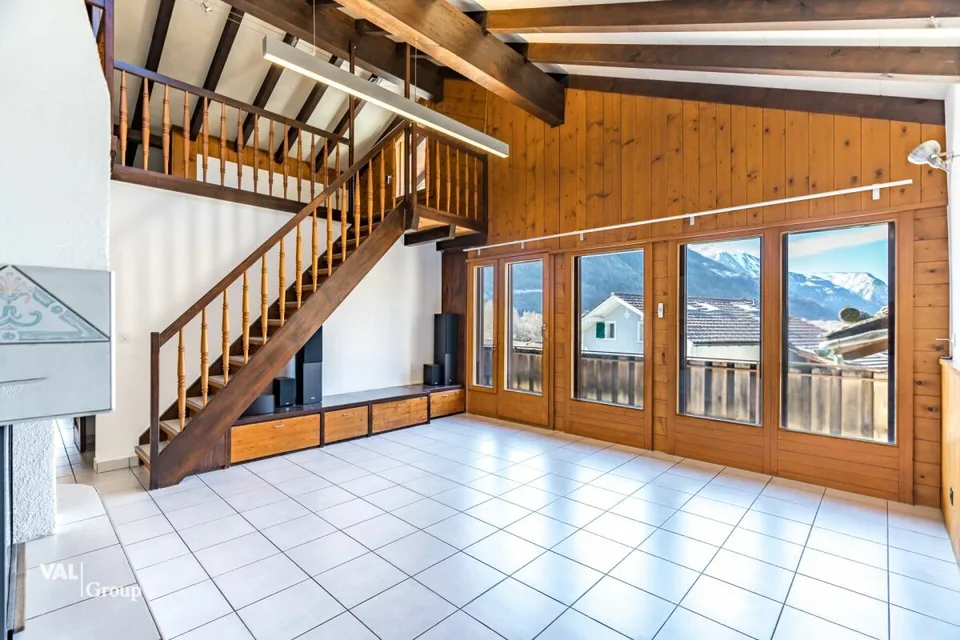 Wohnen wie ein Ritter, Maisonette mit Burgblick