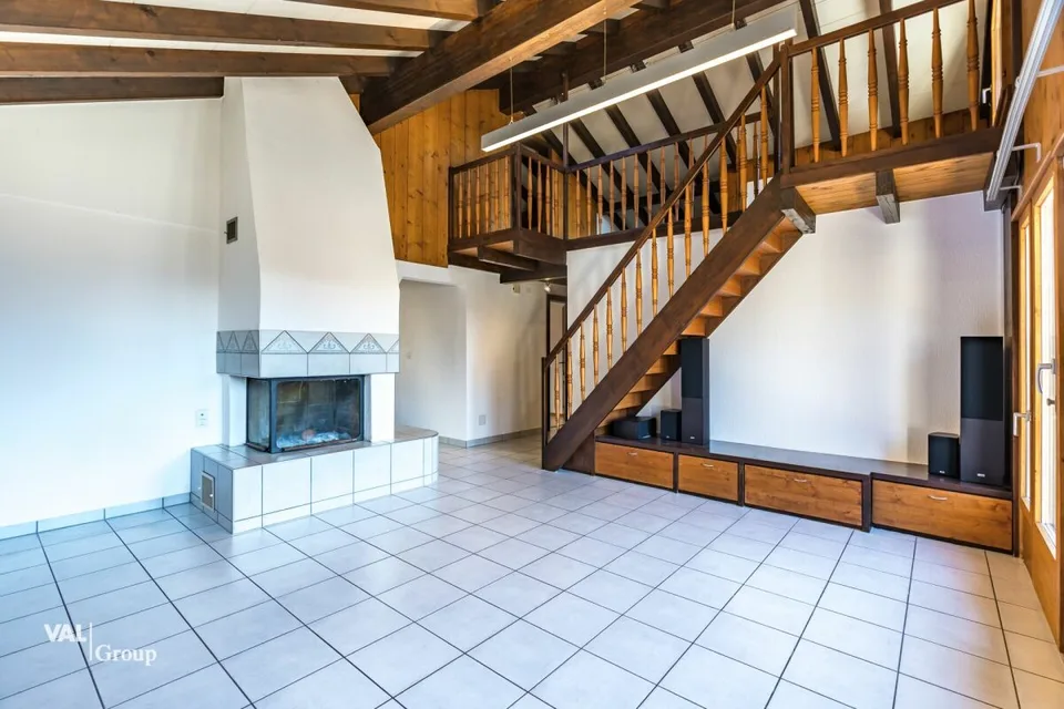 Wohnen wie ein Ritter, Maisonette mit Burgblick