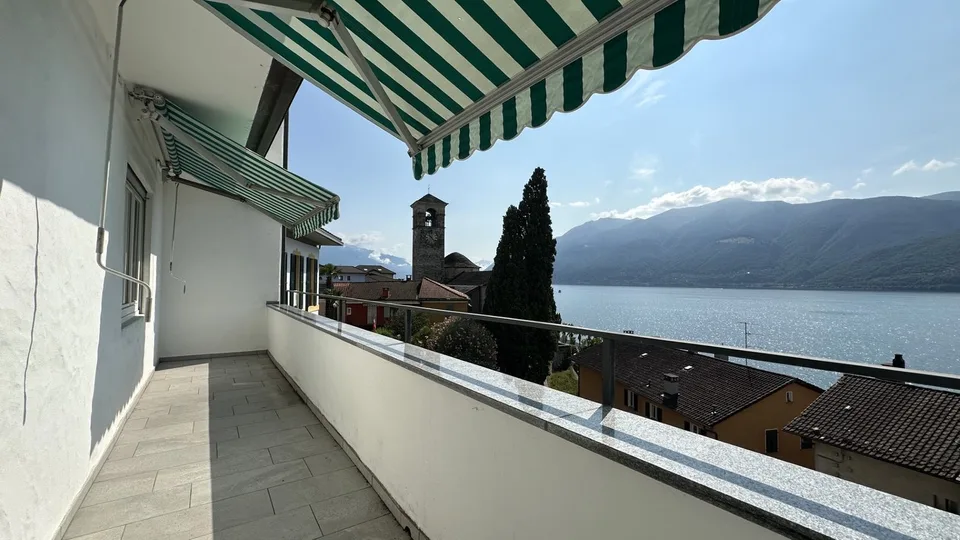 Appartamento di 4.5 locali con fantastica vista sul lago