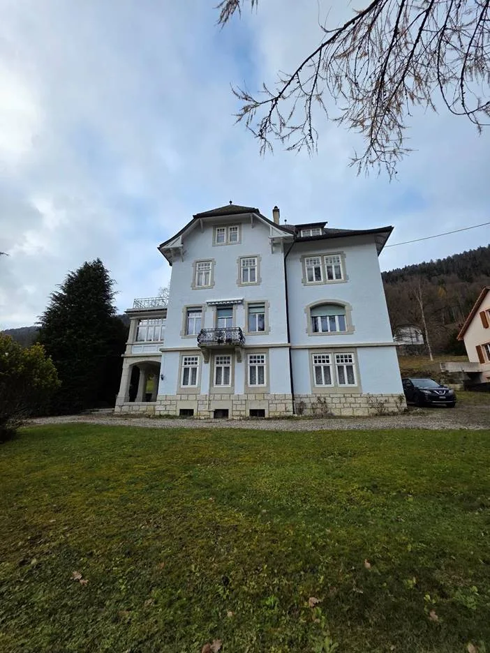 Maison de maître au cœur du Jura bernois