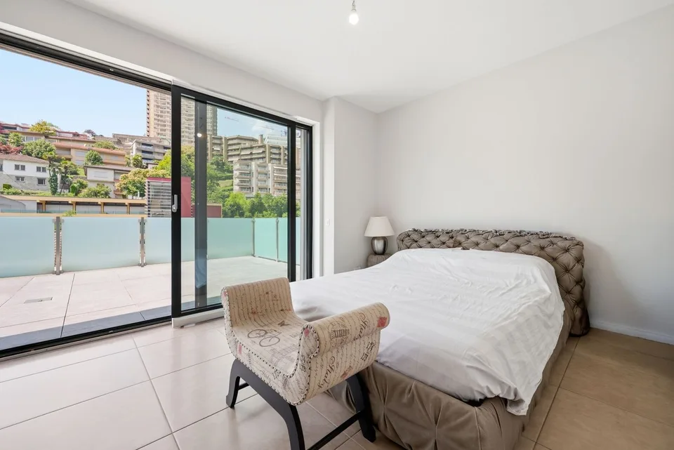 Penthouse mit großzügiger Terrasse, nur wenige Schritte vom Zentrum von Lugano entfernt. – Foto 8 von 13