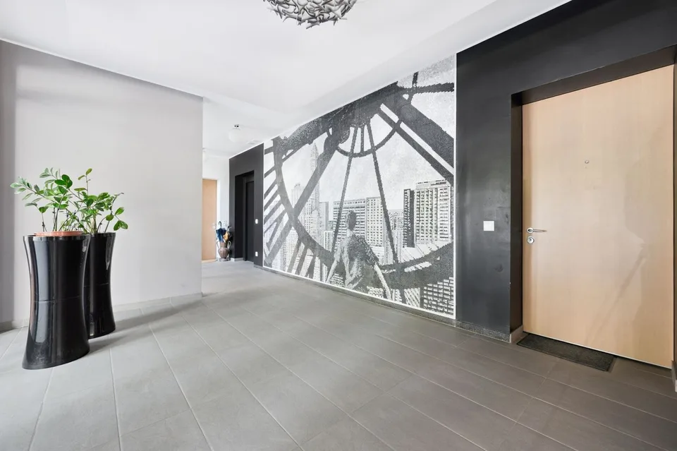 Penthouse mit großzügiger Terrasse, nur wenige Schritte vom Zentrum von Lugano entfernt. – Foto 13 von 13
