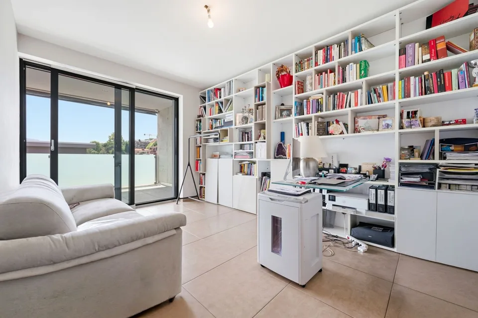 Penthouse mit großzügiger Terrasse, nur wenige Schritte vom Zentrum von Lugano entfernt. – Foto 10 von 13