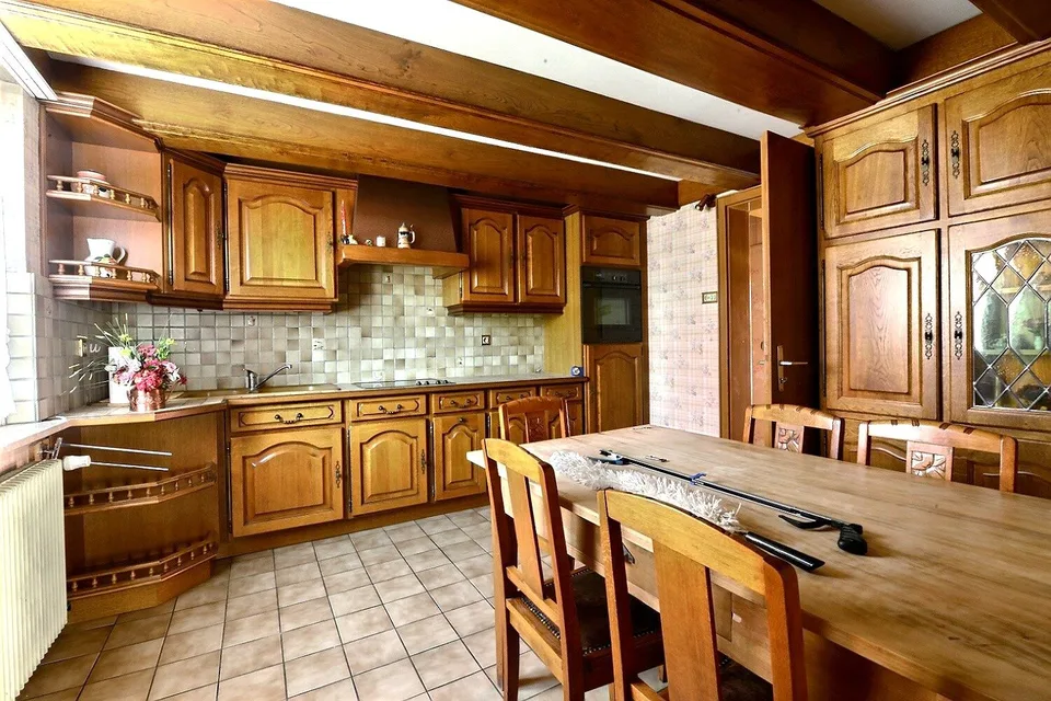 Maison à colombages traditionnelle avec 8 pièces à Illtal – Charme alsacien sur un grand terrain – photo 18 sur 27