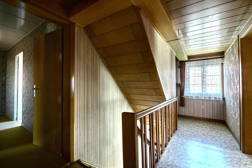 Maison à colombages traditionnelle avec 8 pièces à Illtal – Charme alsacien sur un grand terrain – photo 11 sur 27