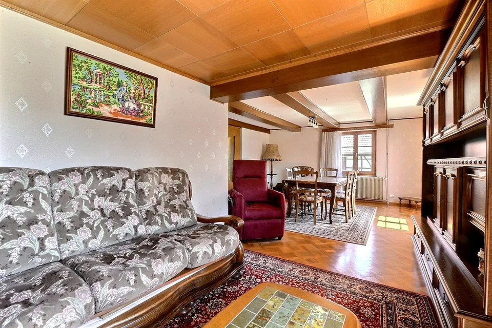 Maison à colombages traditionnelle avec 8 pièces à Illtal – Charme alsacien sur un grand terrain – photo 14 sur 27