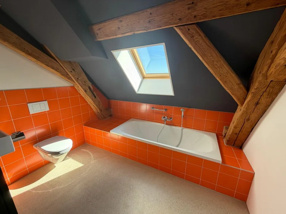 Loft esclusivo, spazio aperto su 159 m2 con design d'interni esclusivo.