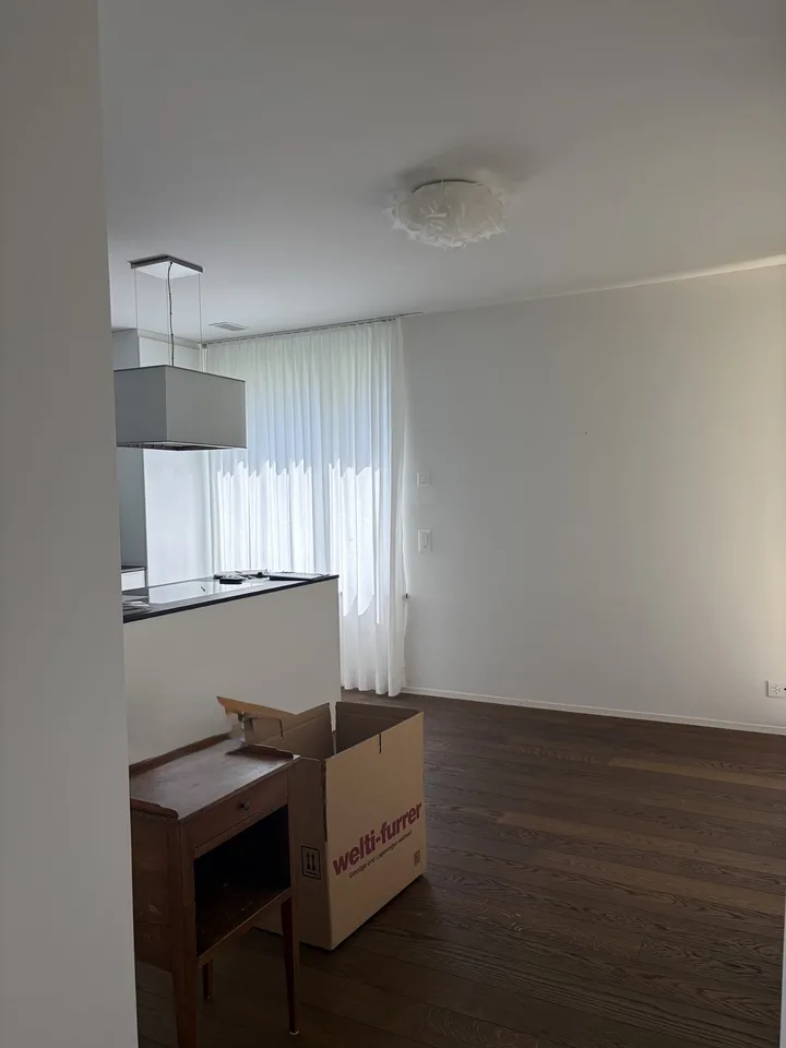 Exkluxive Wohnung inkl. Einstellhallenplatz