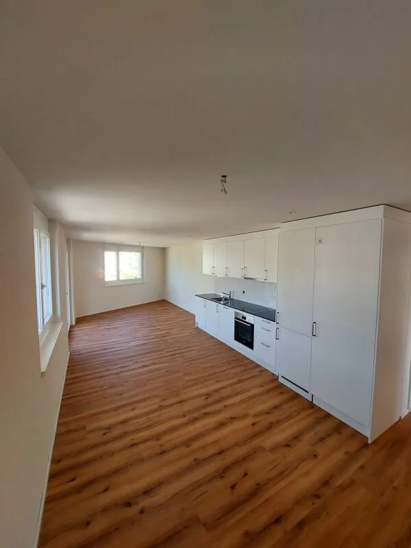 Stilvolle 2.5-Zimmer-Neubauwohnung mit 60 m² und sonnigem Balkon