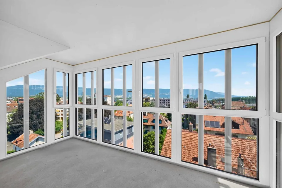 Uffici eccezionali in una torre privata con vista a 360 gradi