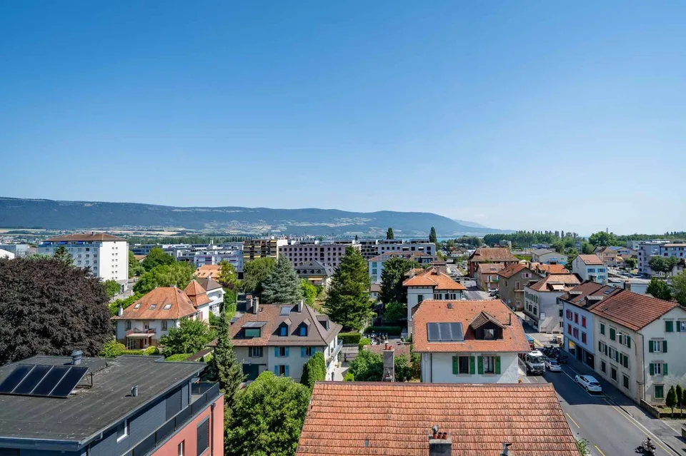 Uffici eccezionali in una torre privata con vista a 360 gradi