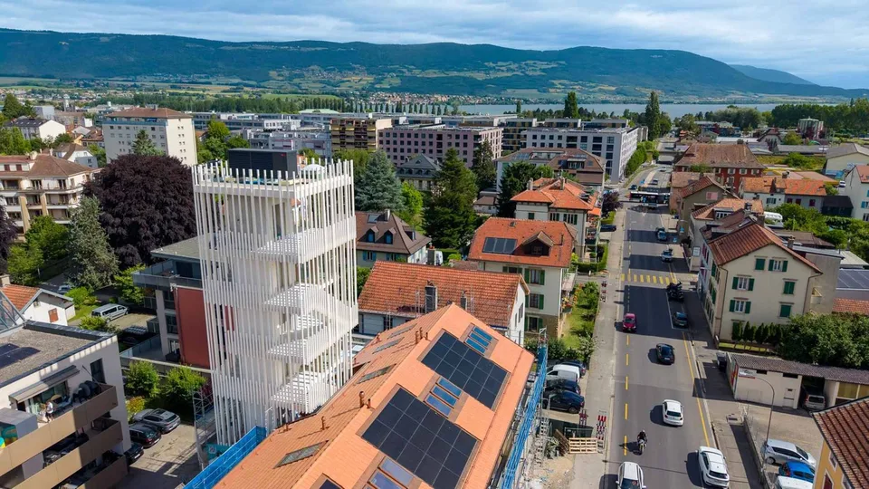 Uffici eccezionali in una torre privata con vista a 360 gradi