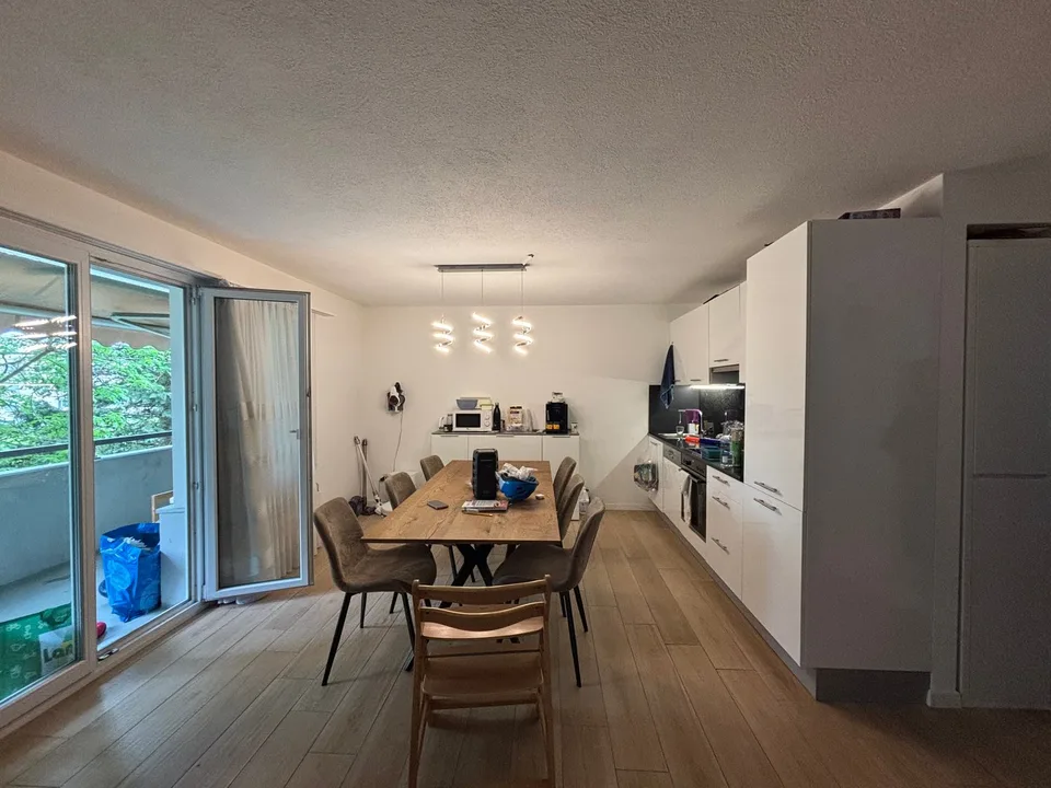 Helle und moderne 3,5-Zimmer-Wohnung in Nidau – foto 16 di 18