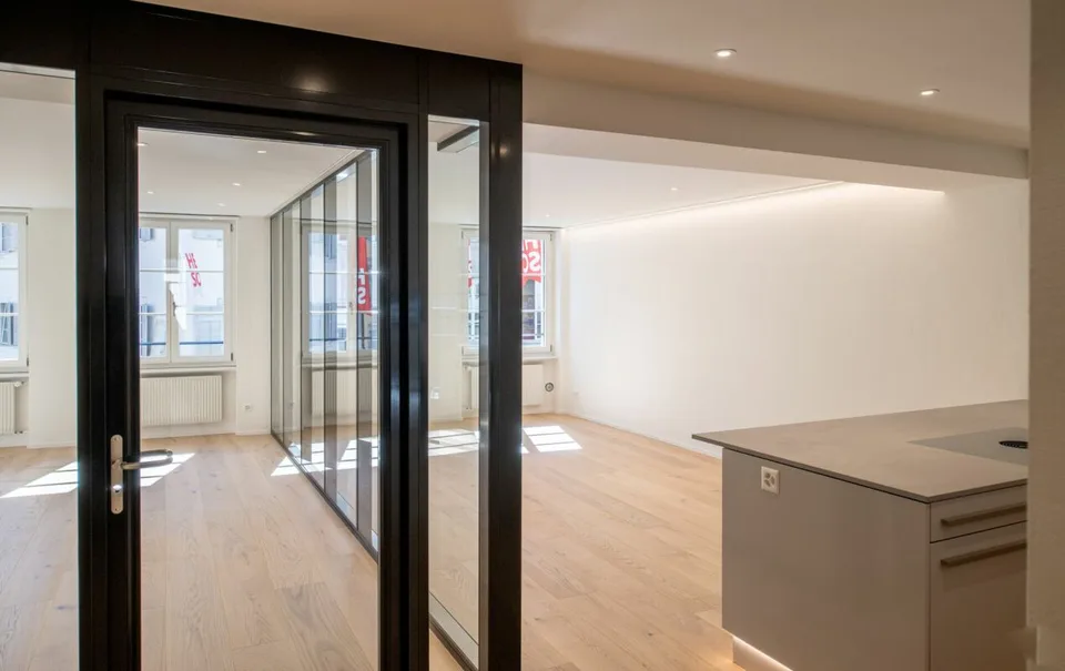Bello appartamento nel centro storico con grande terrazza e studio privato