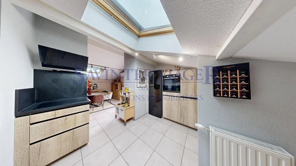 Attique T5 en duplex avec grandes terrasses et 2 garages - Bonneville
