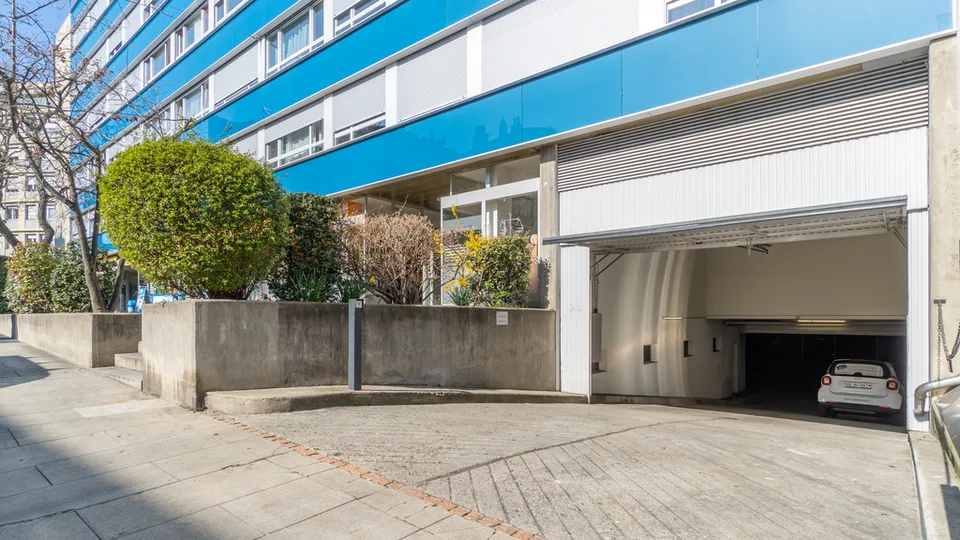 Place de parking interrieur