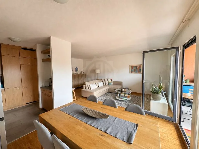 Appartement mit Durchgang - Nyon