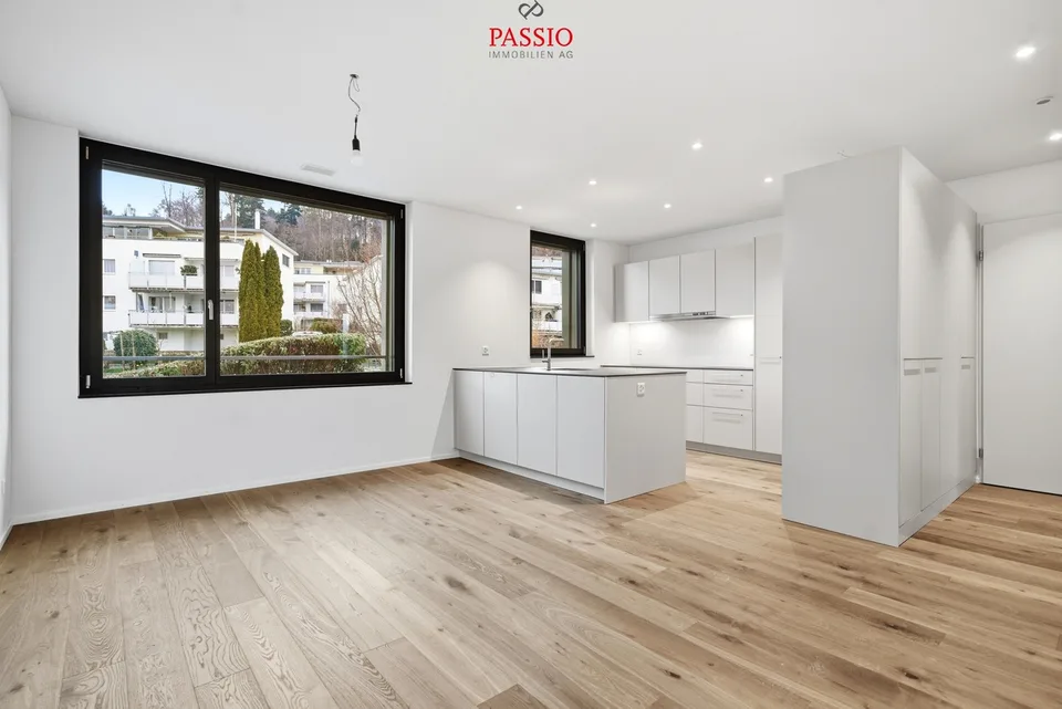 Appartamento di nuova costruzione attraente di 4,5 locali con comfort moderno