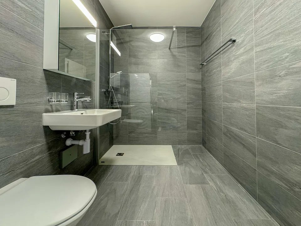 Magnifiques Duplextwo-room apartment mit 3.5 Zimmern und offener Galerie/Büro – Foto 8 von 11