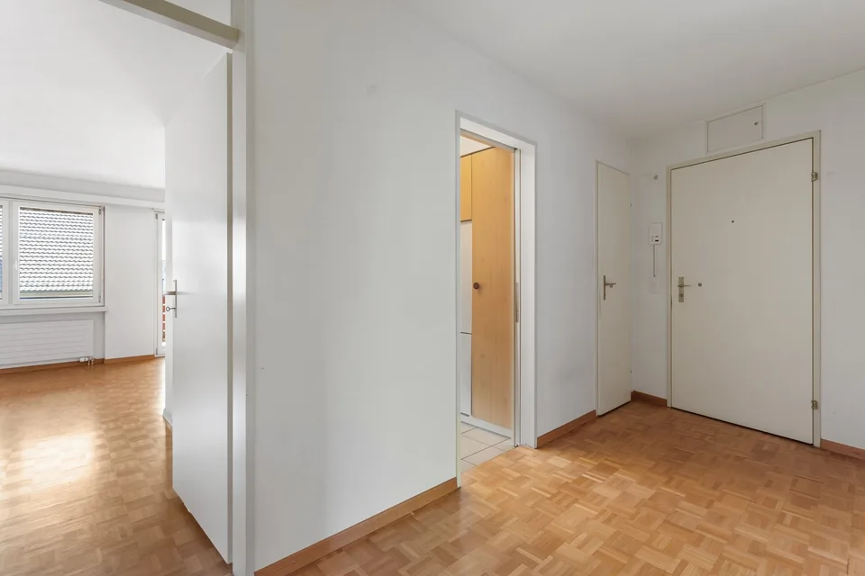 Altbauwohnung mit sonniger Ausrichtung an begehrter Lage