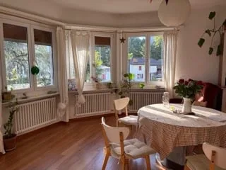 Reprise 5.5 pièces avec jardin privé