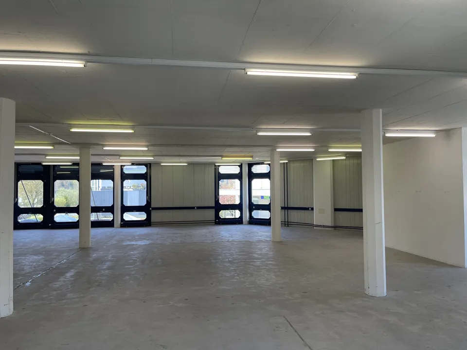 263m² di ufficio, 8303 Bassersdorf