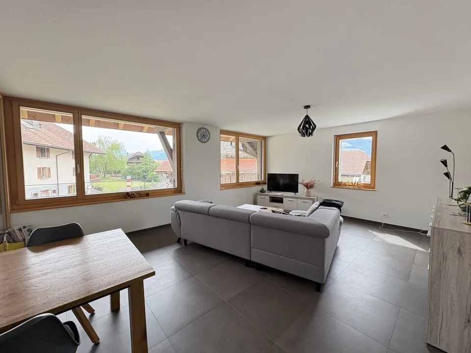 Appartamento 4.5 locali a CHF 1'960.-/mese spese incluse